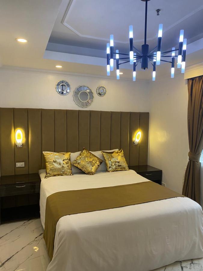 Makati Isabela Luxury Manila Exterior foto
