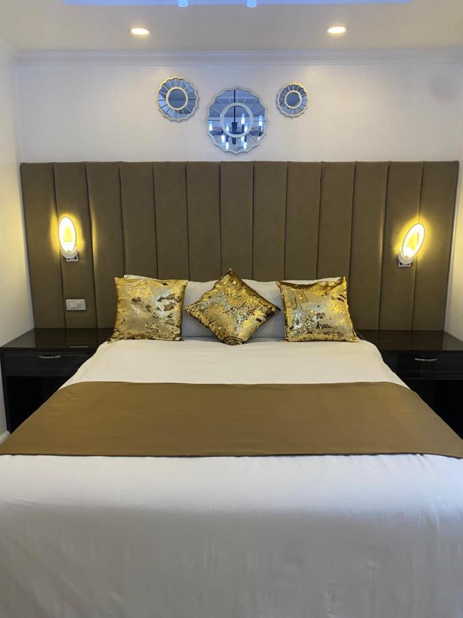 Makati Isabela Luxury Manila Exterior foto