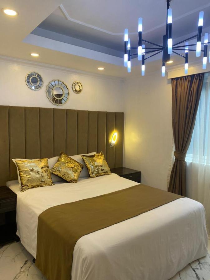 Makati Isabela Luxury Manila Exterior foto