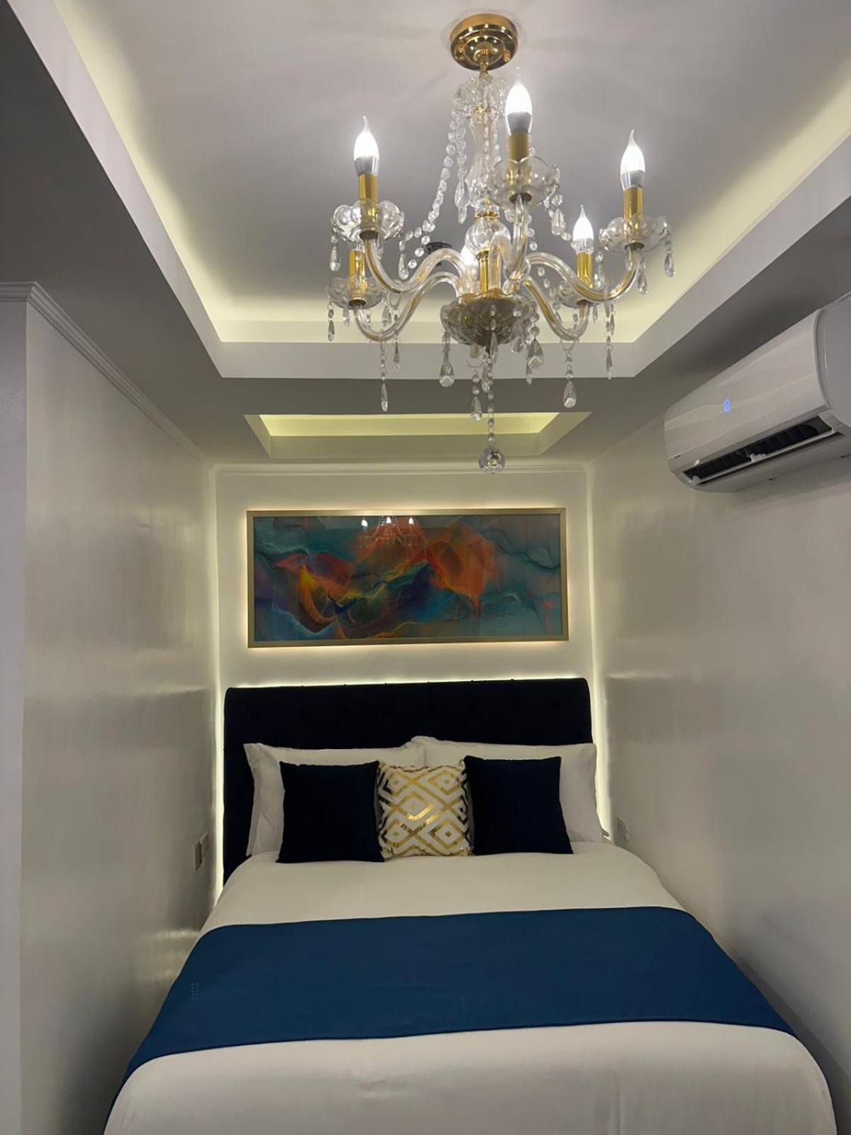 Makati Isabela Luxury Manila Exterior foto