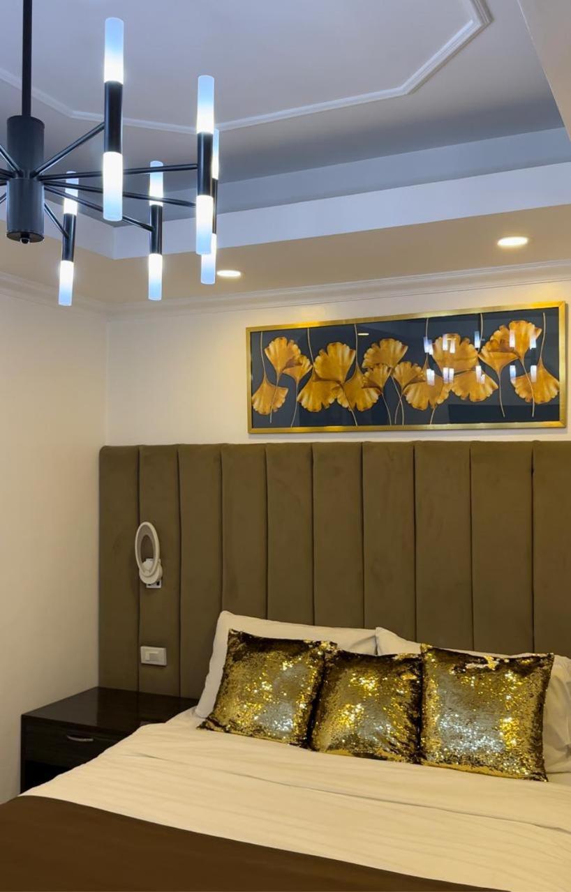Makati Isabela Luxury Manila Exterior foto